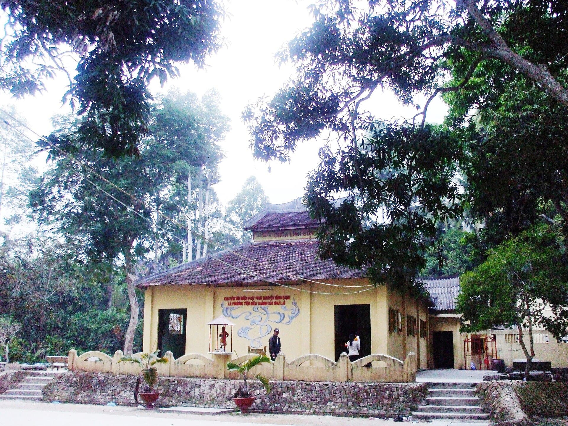 Chùa Ba Thê
