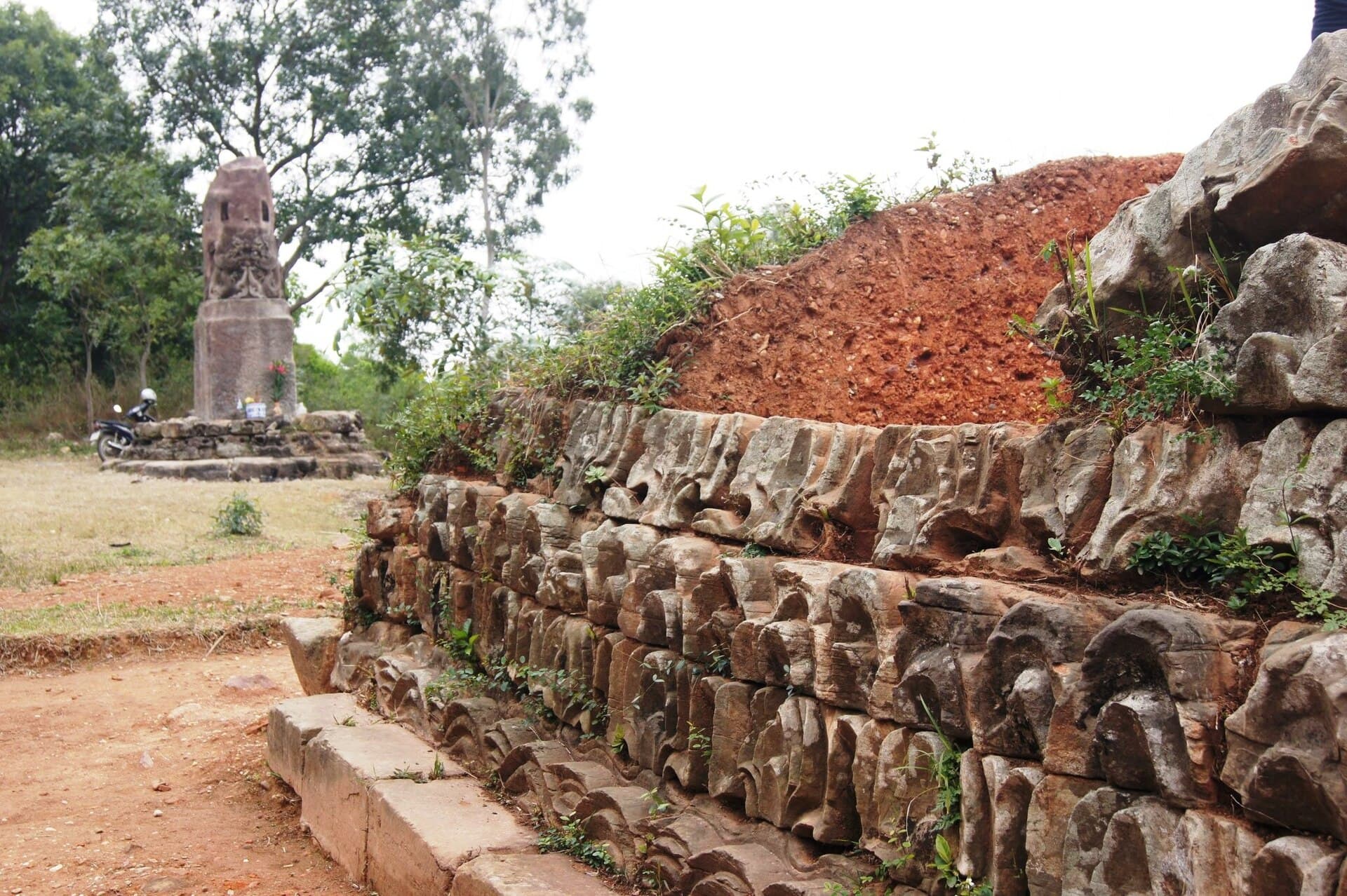 Chùa Chứa Chan