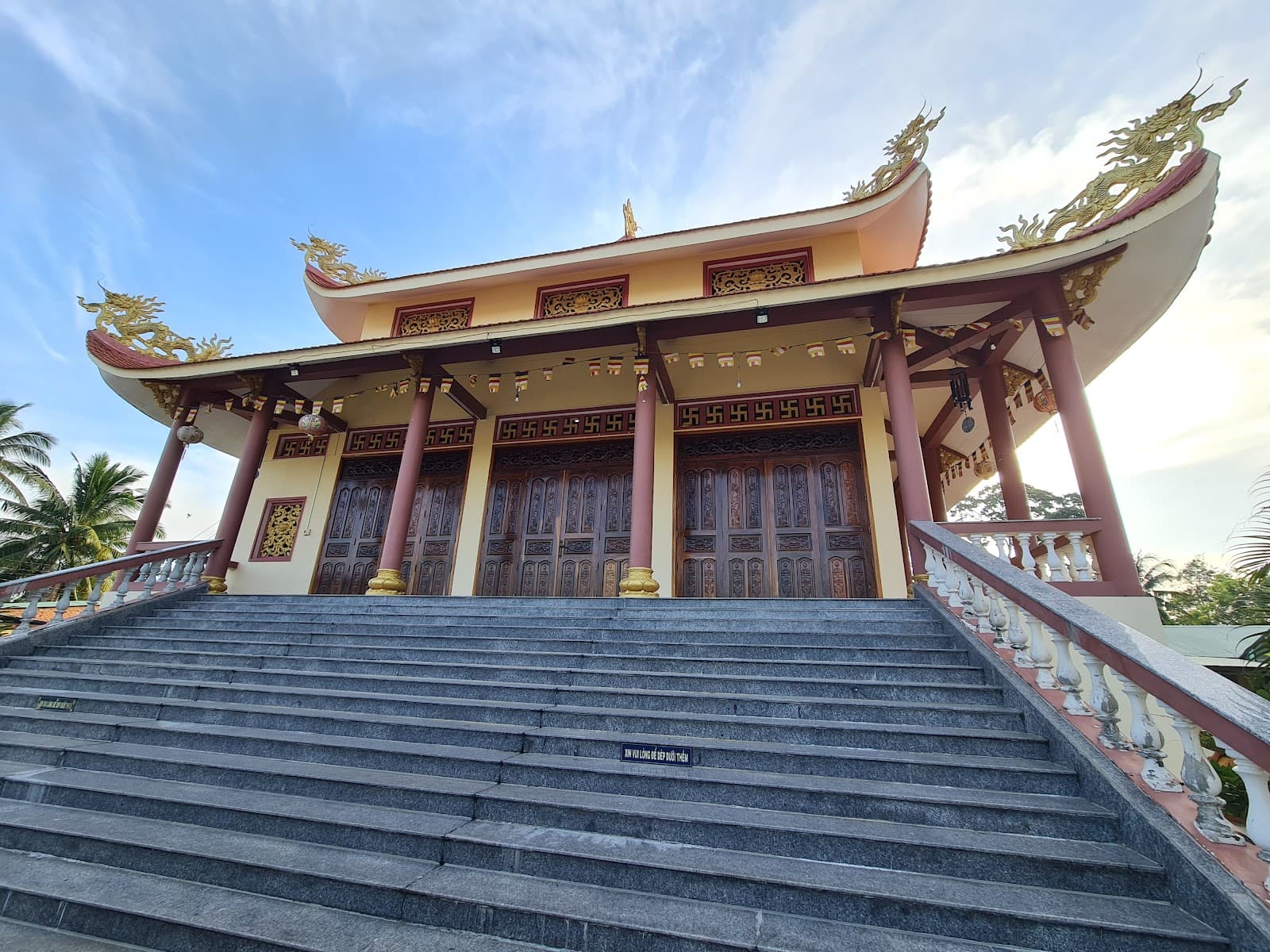 Chùa Hạnh Lâm