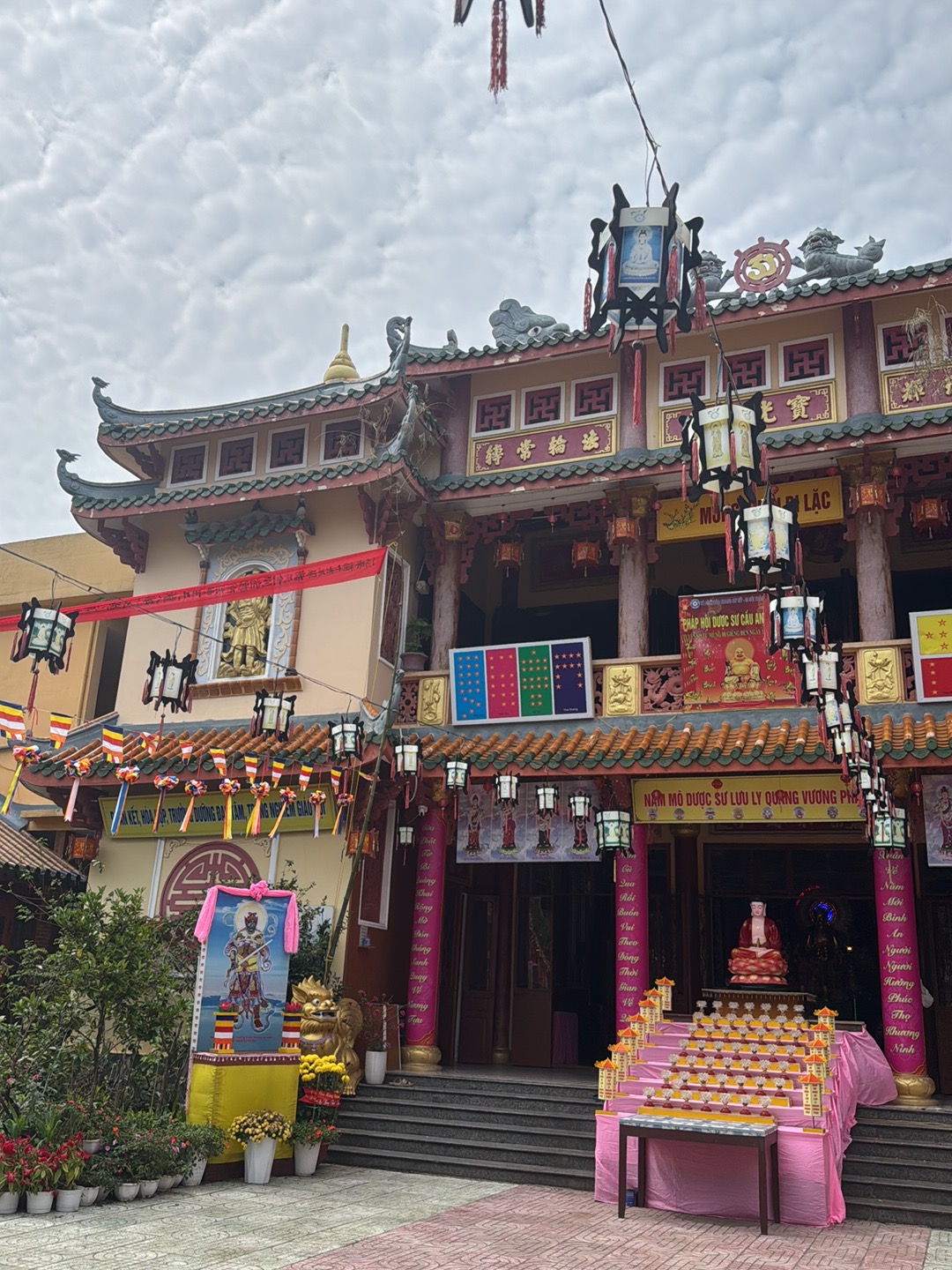 chùa Sư Nữ
