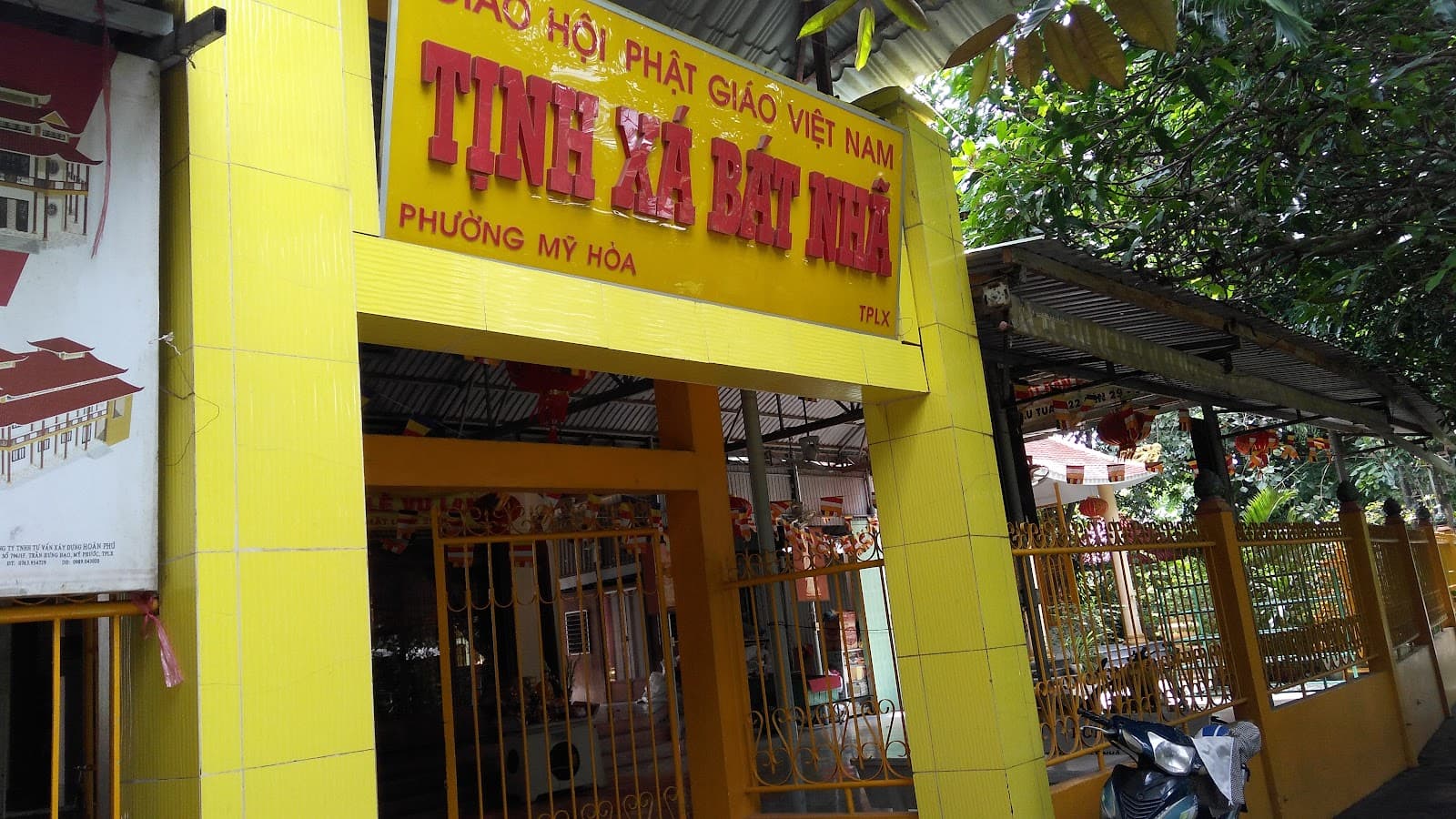 Tinh Xa BAT NHA