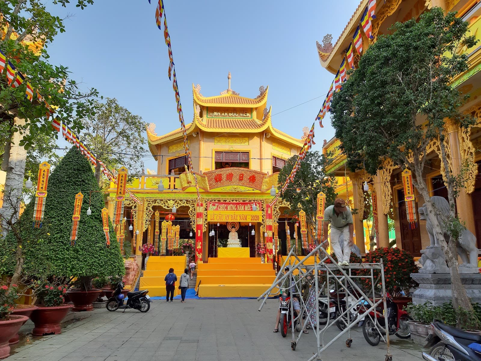 Chùa 3 Cô (Bửu Viên Tịnh Xá)