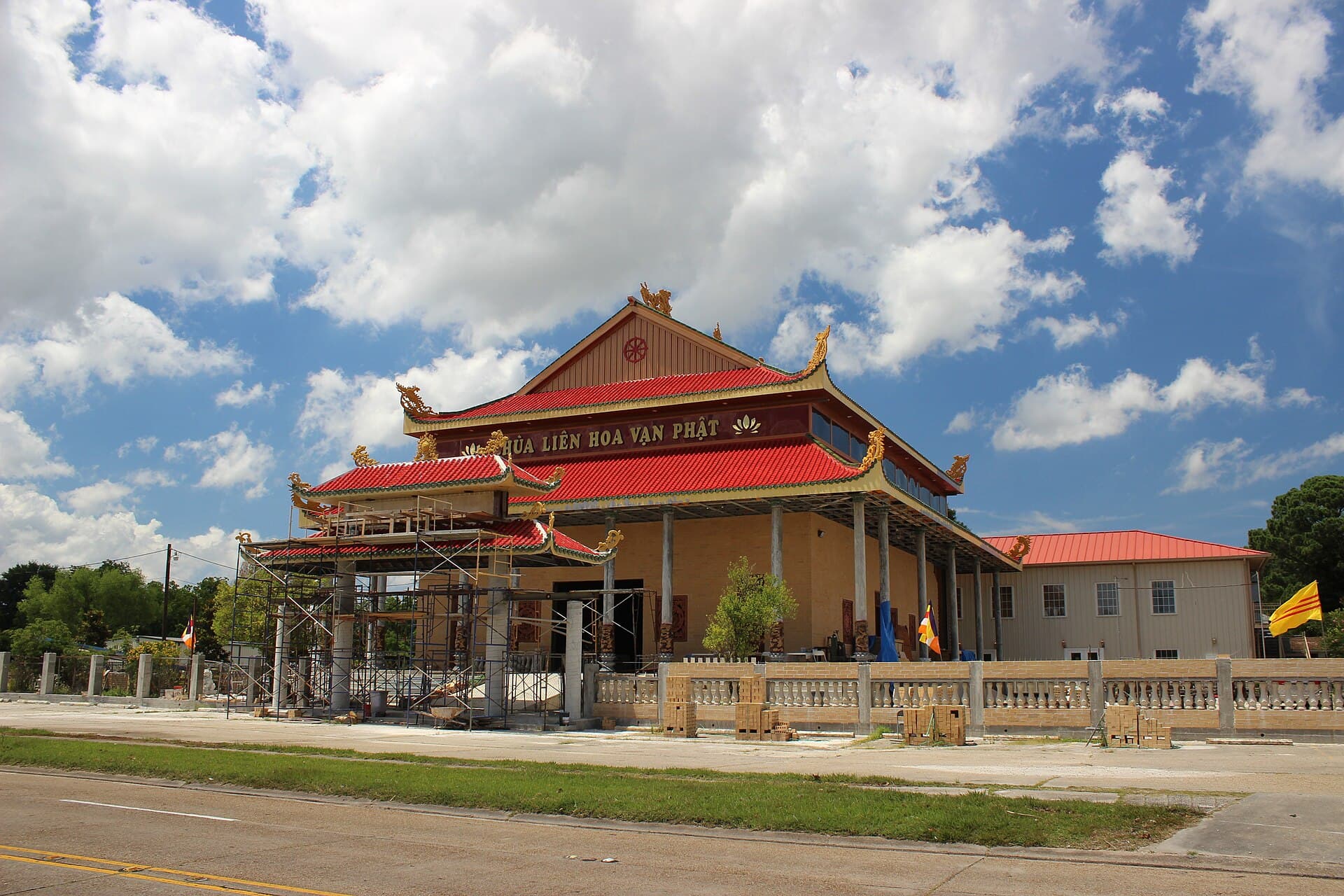 Chùa Liên Hoa