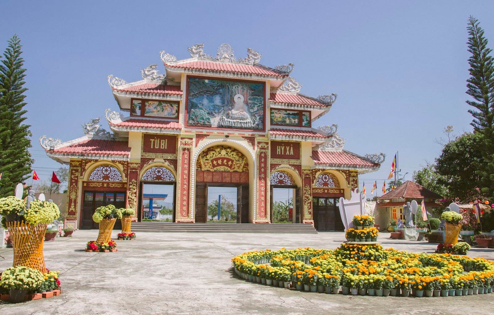 Chua Thapky Quang